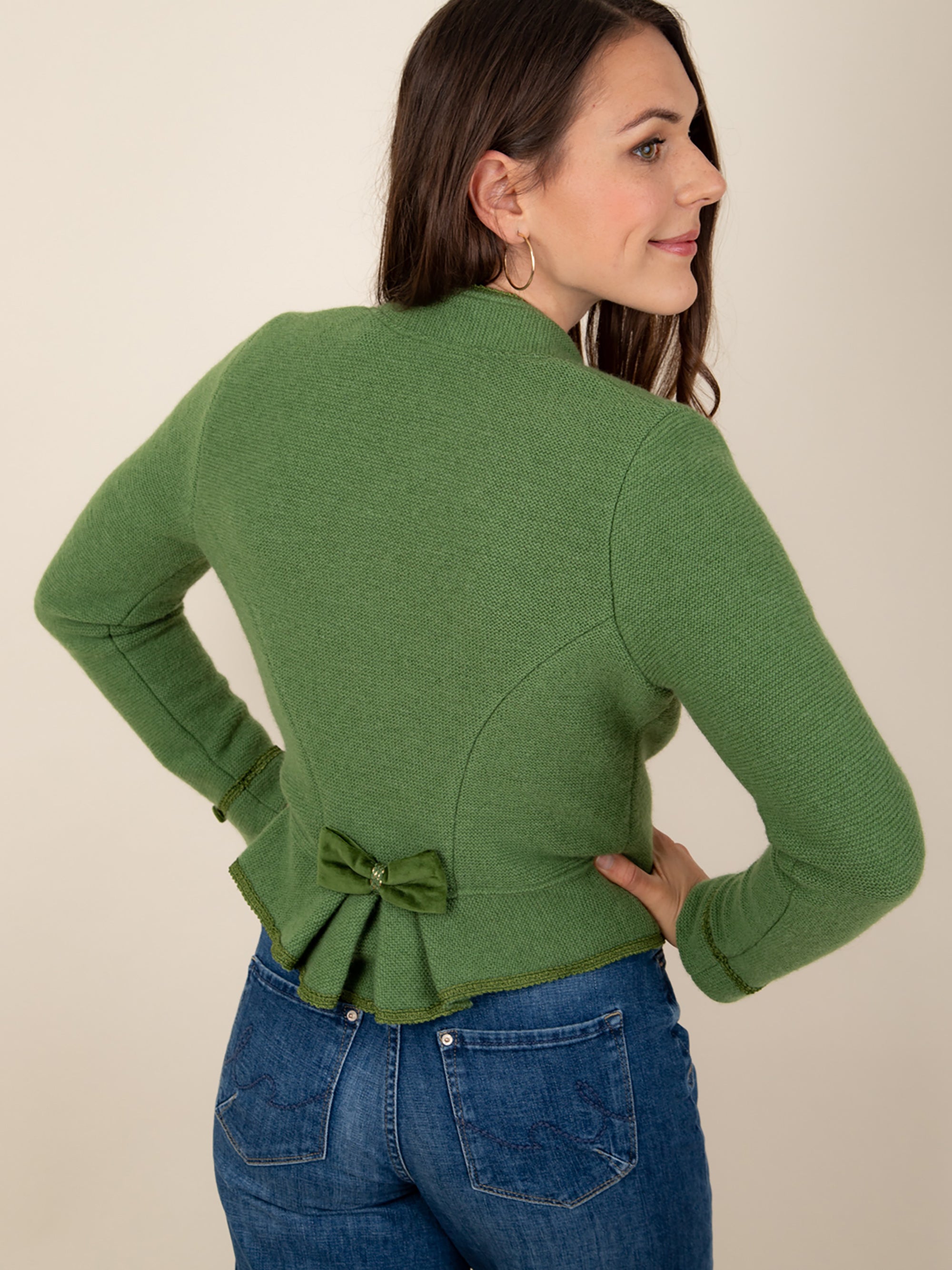 litzlfelder-elisa-strickjacke-damen-maigr-n-merinowolle image 4