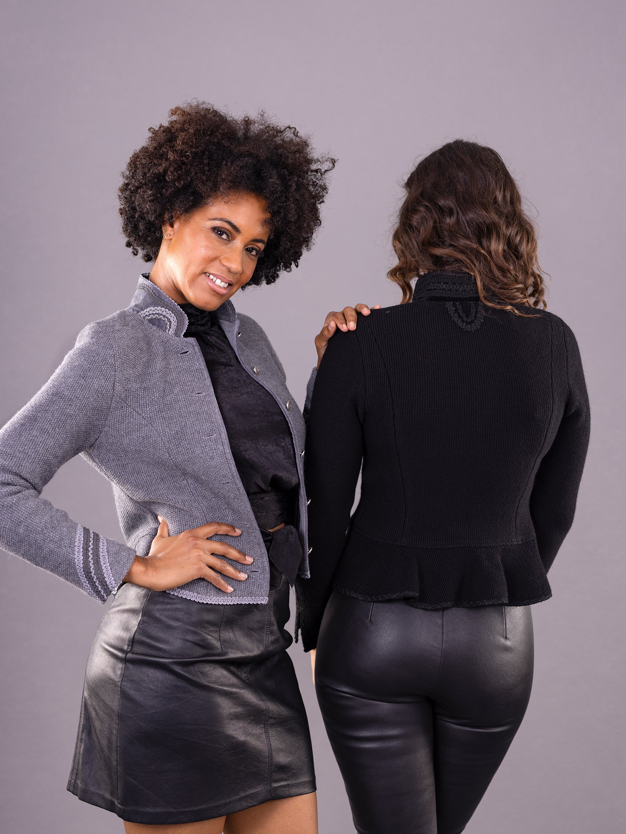 litzlfelder-lea-strickblazer-damen-schwarz-schurwolle image 6