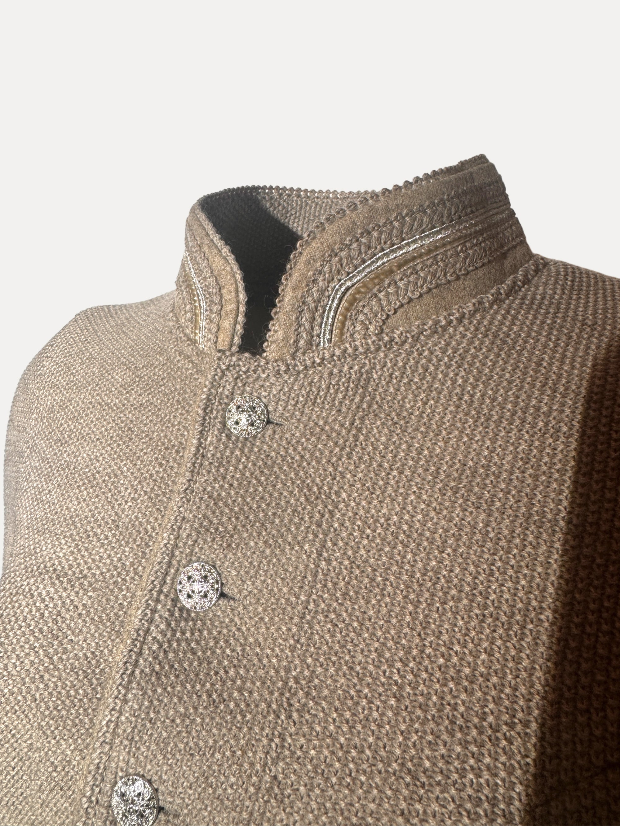 litzlfelder-damen-anja-trachtenjacke-beige-bunte-edition image 4