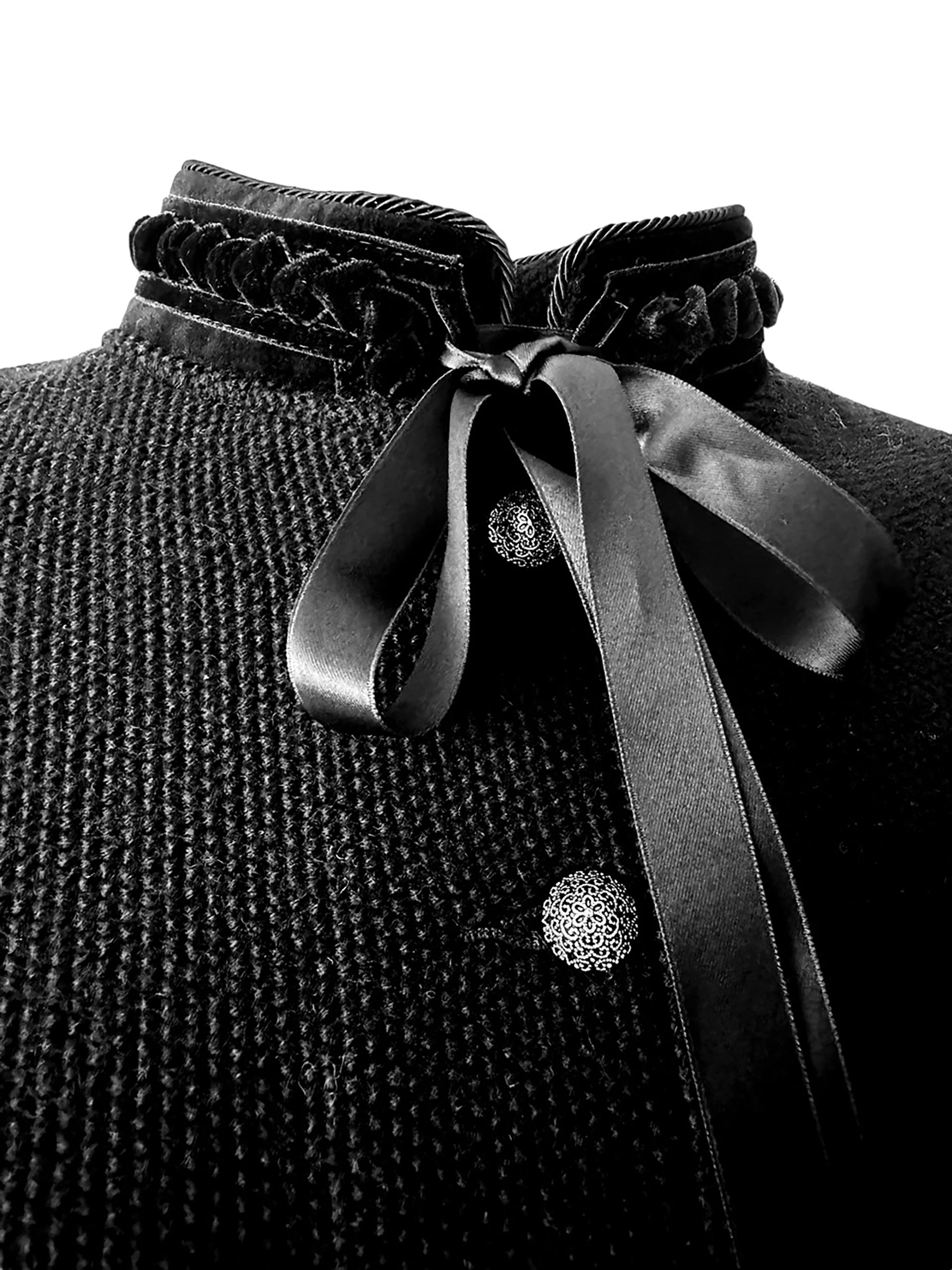 litzlfelder-damen-anja-trachtenjacke-schwarz-schurwolle image 5