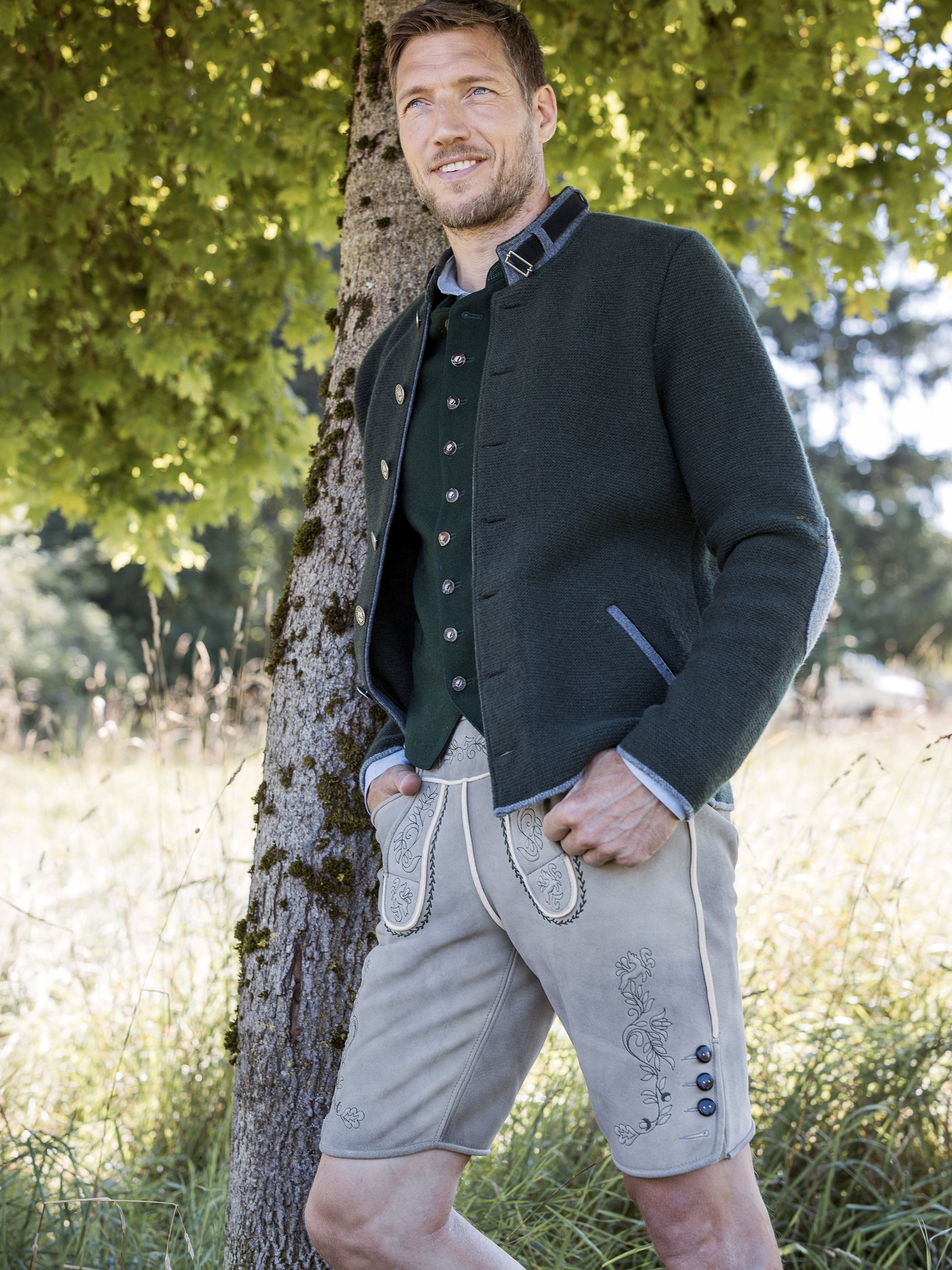litzlfelder-jonas-strickjacke-herren-olivgr-n-merinowolle image 4