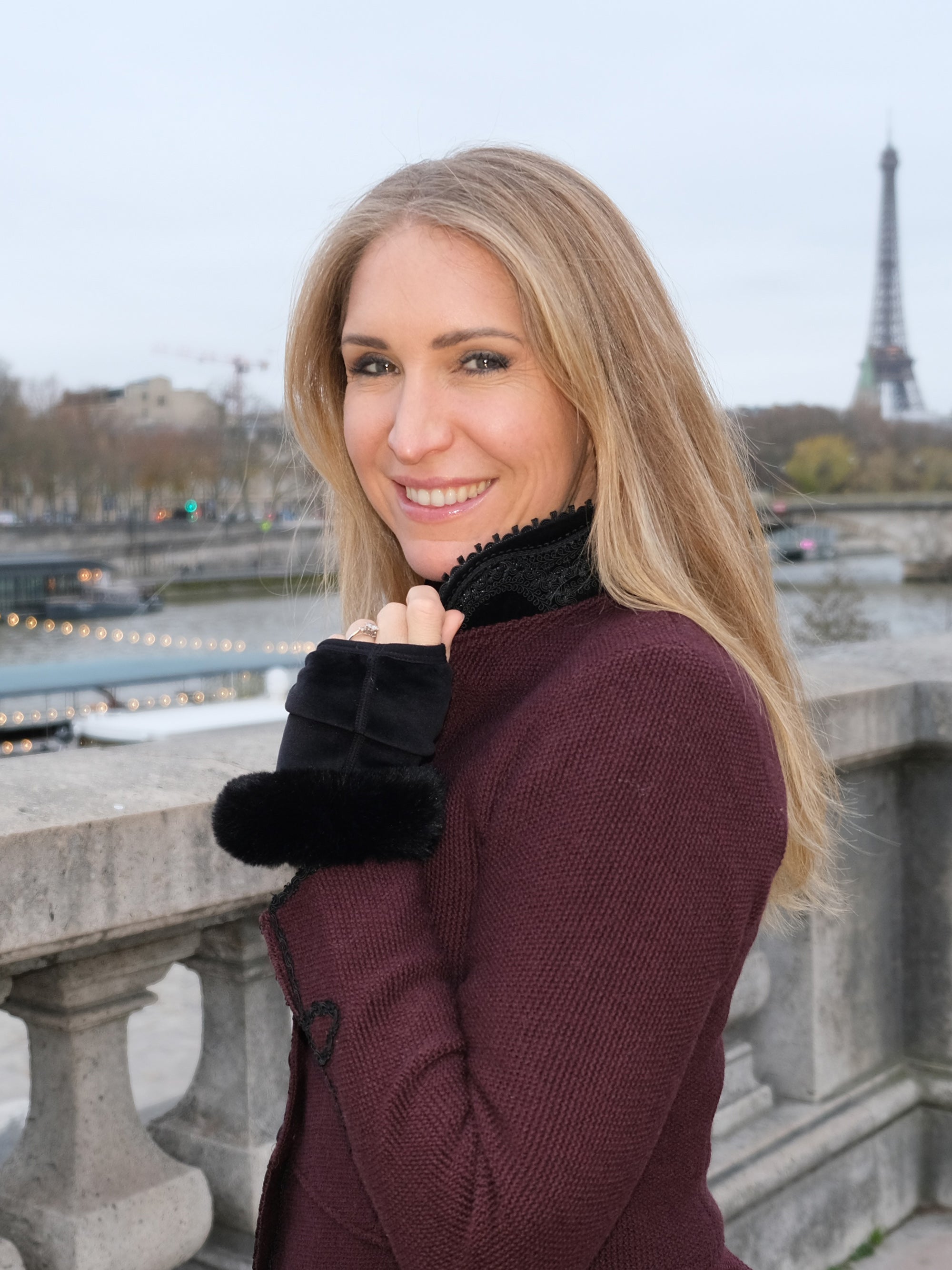 litzlfelder-lea-strickblazer-damen-rubinrot-schurwolle image 4