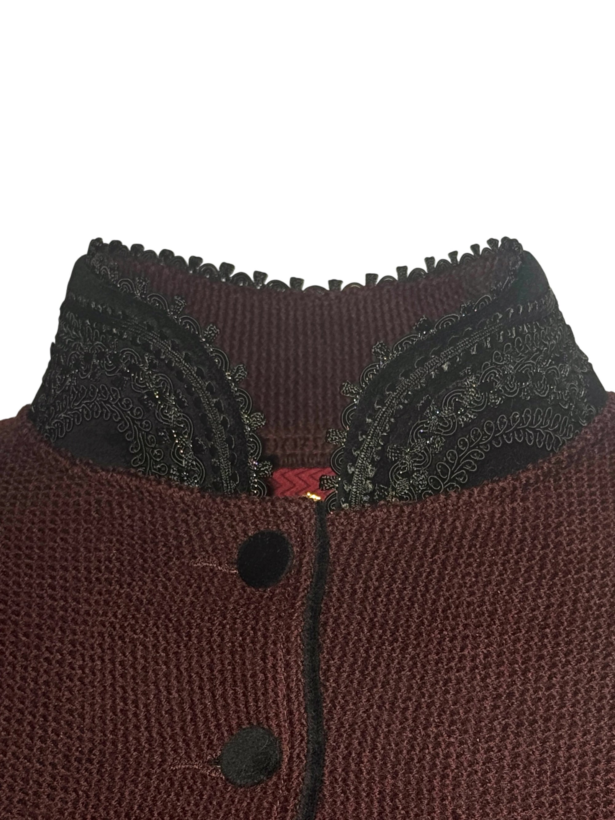 litzlfelder-ingrid-trachtenjacke-damen-rubinrot-schurwolle image 3