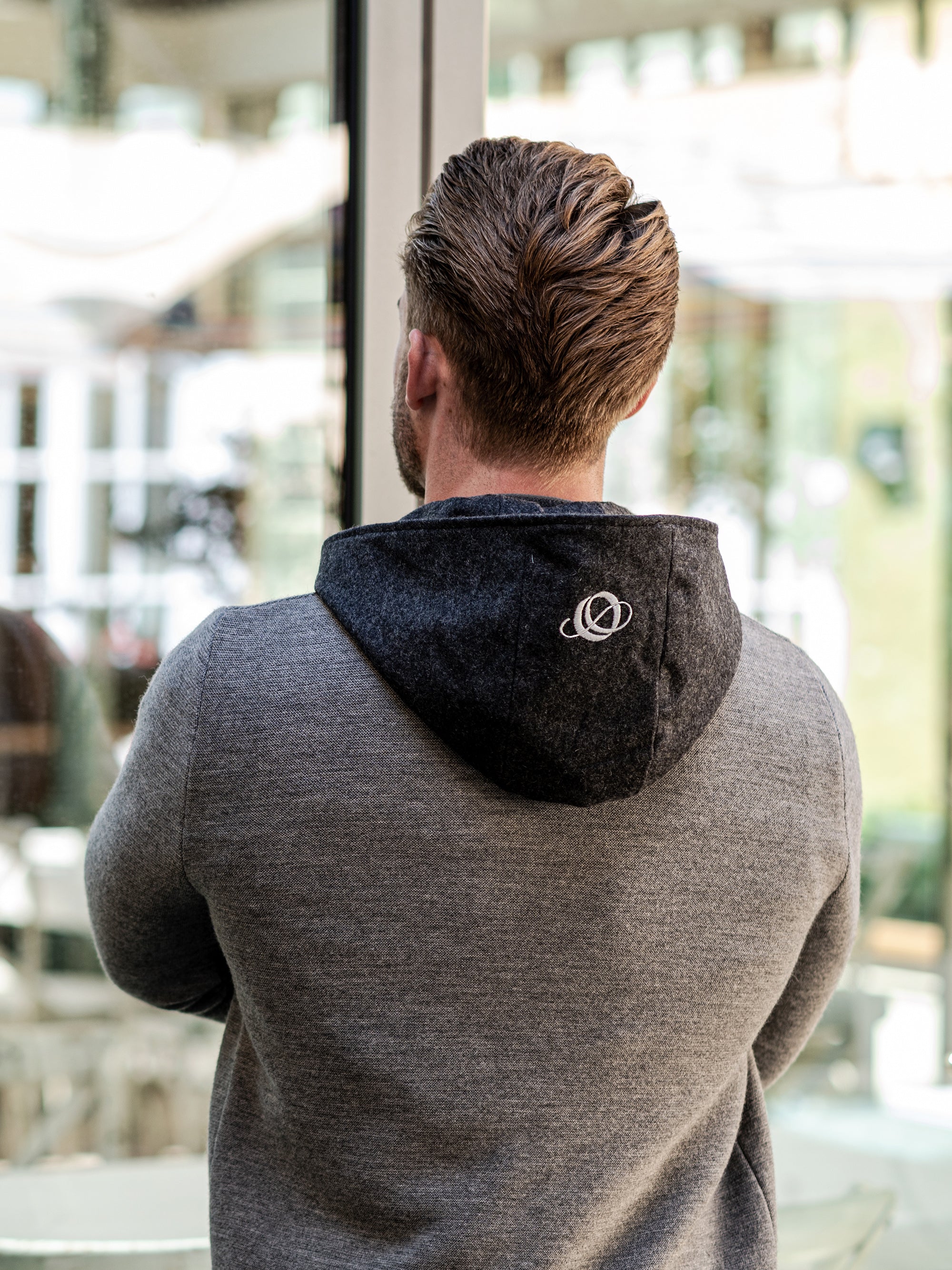 litzlfelder-herren-emilian-kapuzenjacke-mittelgrau-merino image 7