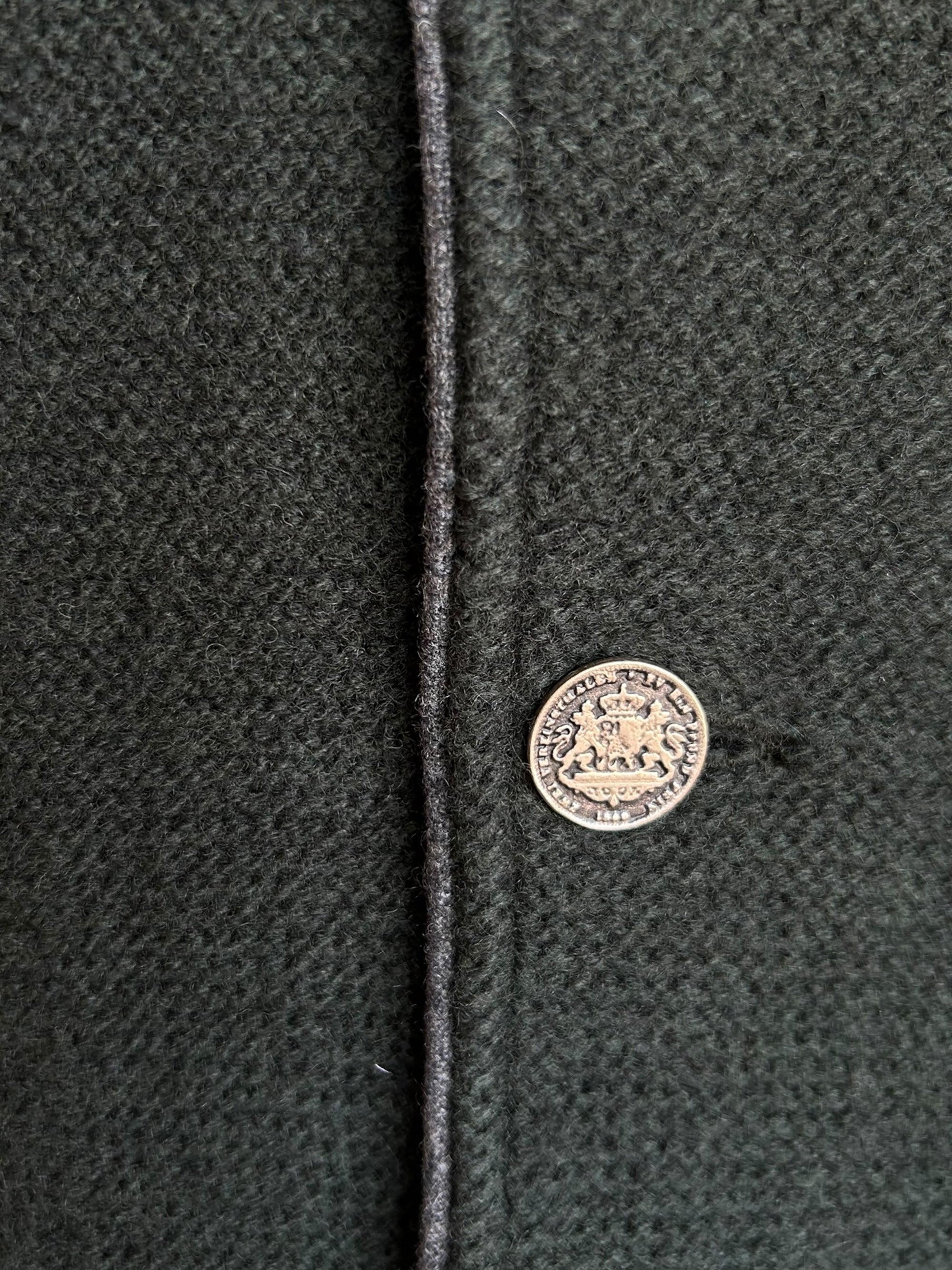 litzlfelder-jonas-strickjacke-herren-olivgr-n-merinowolle image 3