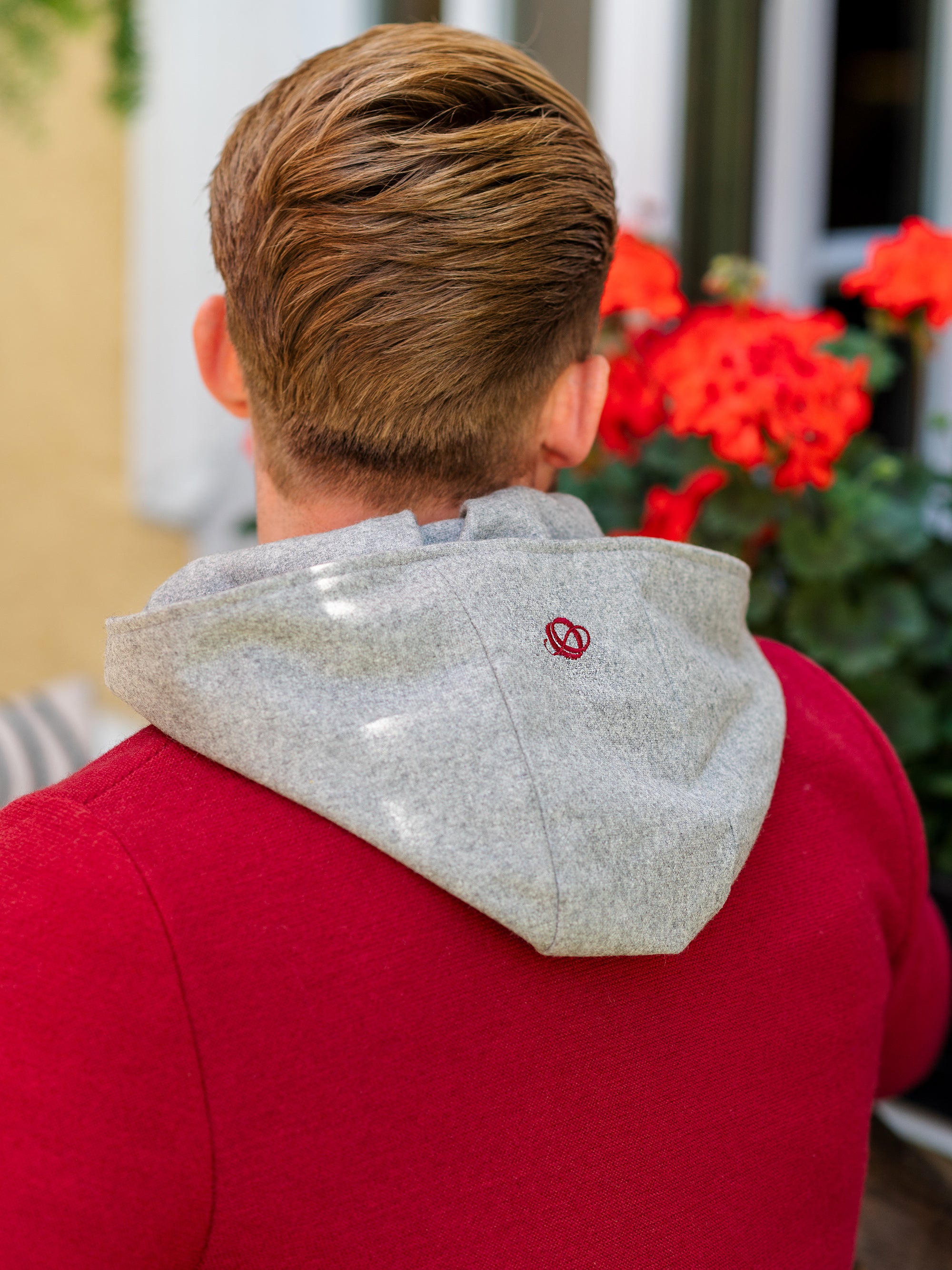 litzlfelder-emilian-kapuzenjacke-herren-merlotrot-merino image 6