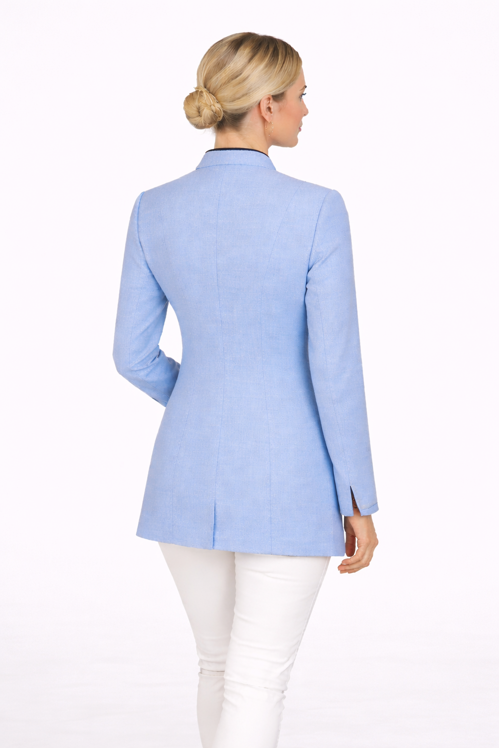 m-nchner-manufaktur-mia-lange-trachtenjacke-hellblau-schurwolle image 4